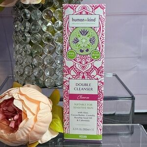 Humankind Double Cleanser - suitable for sensitive skin